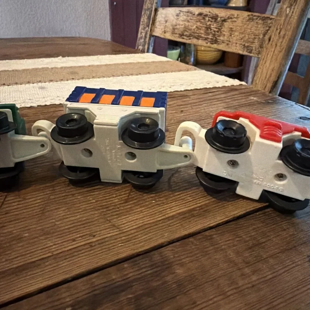 3 Pk Fisher-Price Mattel Geotrax Transport Push Train Engine and cars 2003